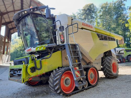CLAAS – LEXION 8900