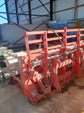 REDROCK – FOURCHE A ENSILAGE