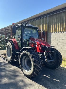 MASSEY FERGUSON – 5712S
