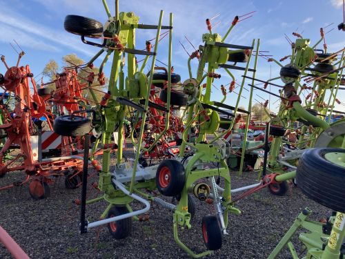 CLAAS – VOLTO 900