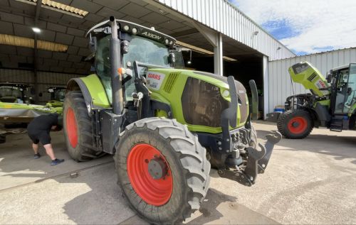 CLAAS – AXION 800 CIS