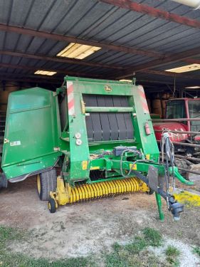 JOHN DEERE – 582