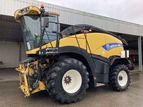 NEW HOLLAND – FR 600