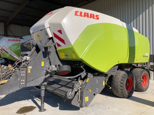 CLAAS – QUADRANT 5200 RF TANDEM