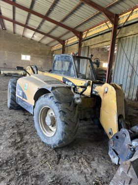 CATERPILLAR – TH 330 B
