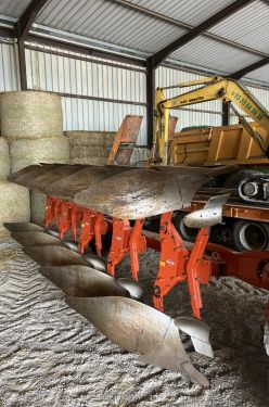 KUHN – VARIMASTER 123