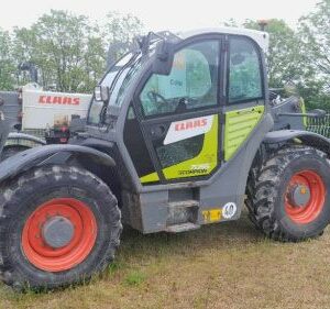 CLAAS - SCORPION7055