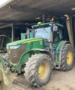 JOHN DEERE - 7270 R