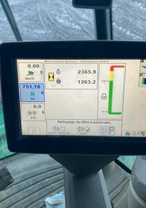 JOHN DEERE - T 670 HM