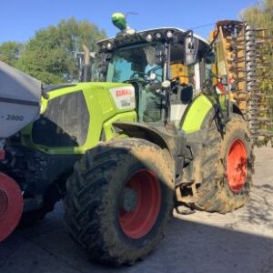 CLAAS - AXION 850 CMATIC