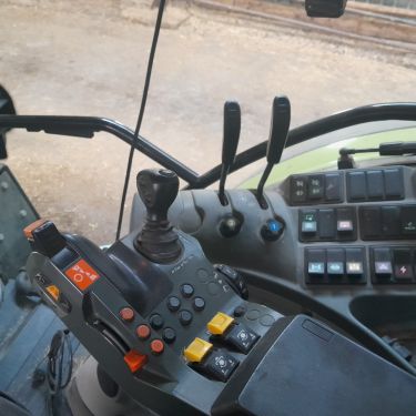CLAAS - ARION 550 CIS – Image 3
