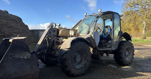 NEW HOLLAND - TH 7.32 PLUS