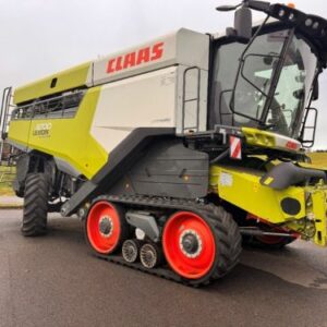CLAAS - LEXION 8700 TT