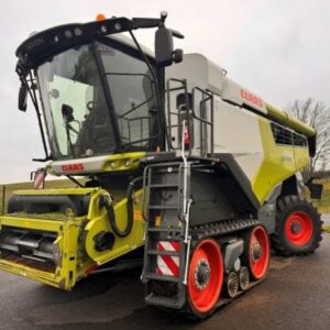 CLAAS - LEXION 8700 TT