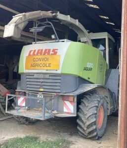 CLAAS - JAGUAR 870