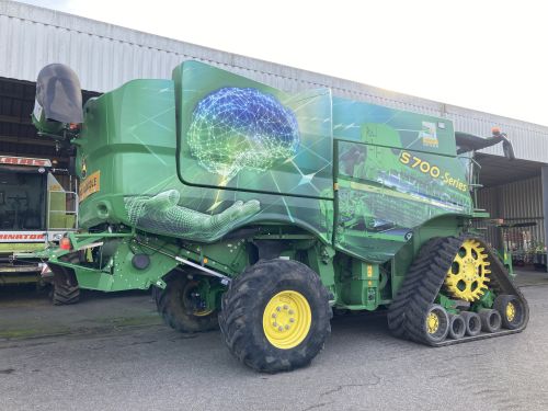 JOHN DEERE - S 780 – Image 2