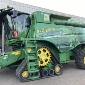 JOHN DEERE - S 780