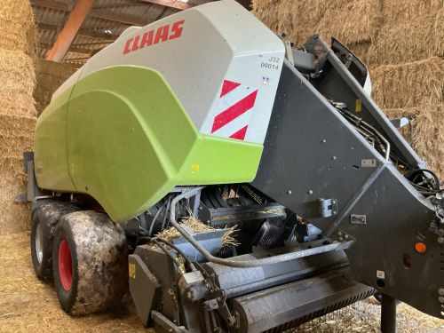 CLAAS - QUADRANT 5300 FC TANDEM