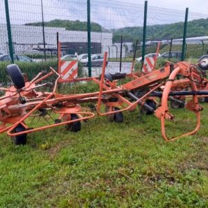 KUHN - GF 8702