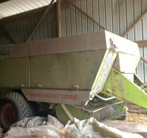 CLAAS - QUADRANT 1200 (042/050)