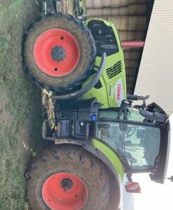 CLAAS - AXION 800 CMATIC