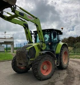 CLAAS - ARION 530 CMATIC