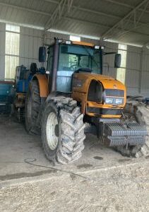RENAULT - ARES 825