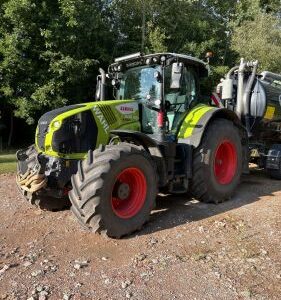 CLAAS - AXION 800 CMATIC