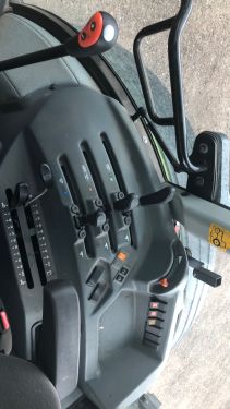 CLAAS - ELIOS 220 CABINE – Image 13