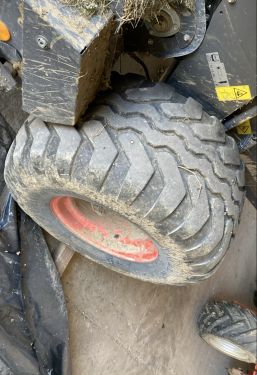 CLAAS - VARIANT 480 RF – Image 7