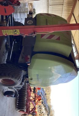 CLAAS - VARIANT 480 RF – Image 11