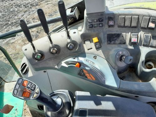 CLAAS - ARION 450 – Image 4