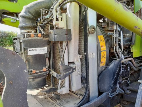 CLAAS - ARION 450 – Image 9