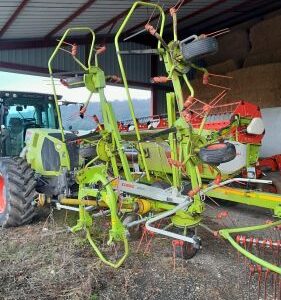 CLAAS - VOLTO 700
