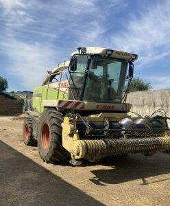 CLAAS - JAGUAR 890 4RM (492/245)