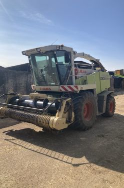 CLAAS - JAGUAR 890