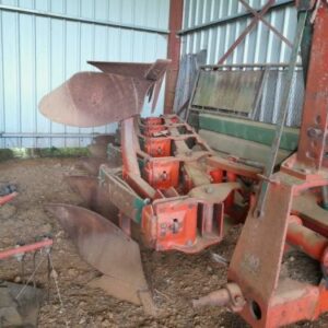 KVERNELAND - CHARRUE